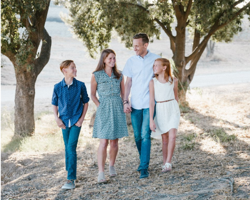 Keep a Fit and Healthy Family Over the Holidays