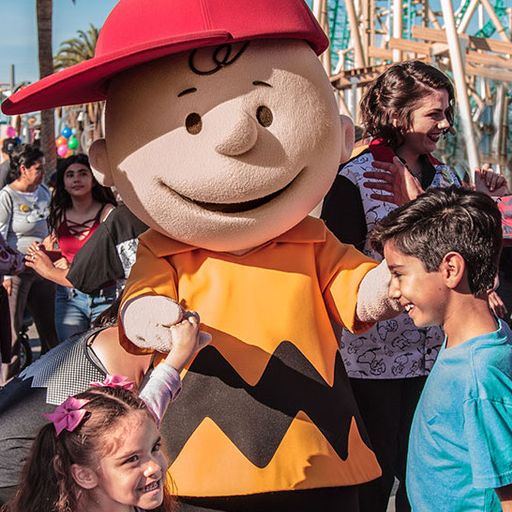Knott’s Peanuts Celebration