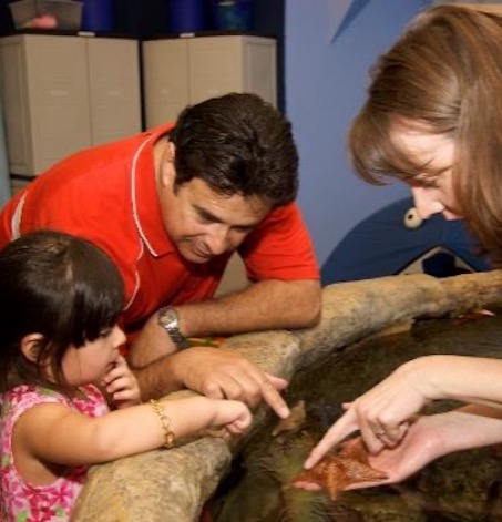 Aquarium of the Pacific Youth Educational Program