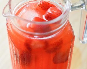 strawberry lemonade